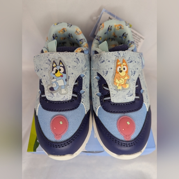 NWT Bluey Toddler Athletic Sneakers Size 9 - Picture 2 of 7